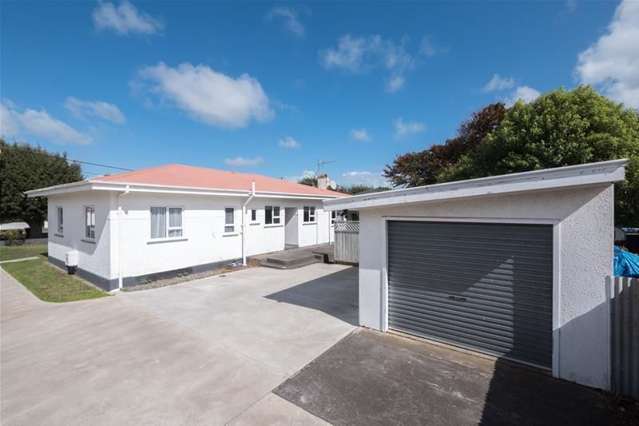 77 Dixon Avenue Hawera_1