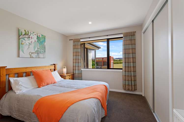 24 Landsborough Drive Darfield_9