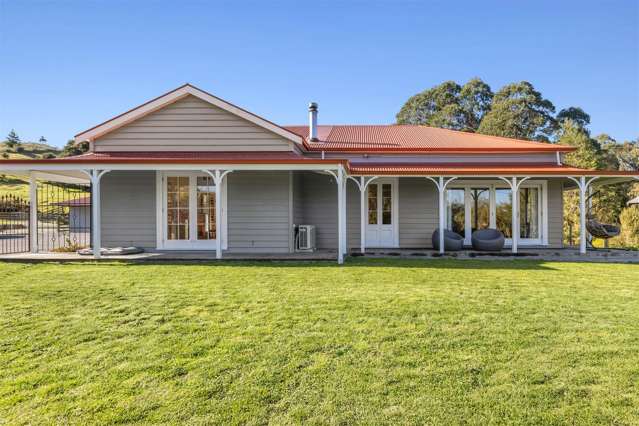 Historical Moutere Homestead
