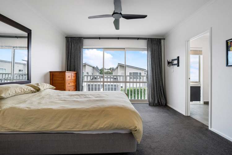 29 Sanremo Lane Stanmore Bay_6