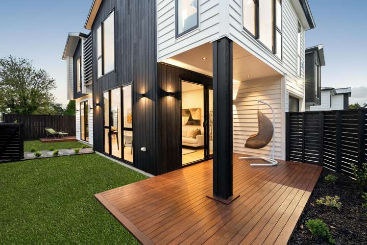 8a Catalina Crescent Forrest Hill_12