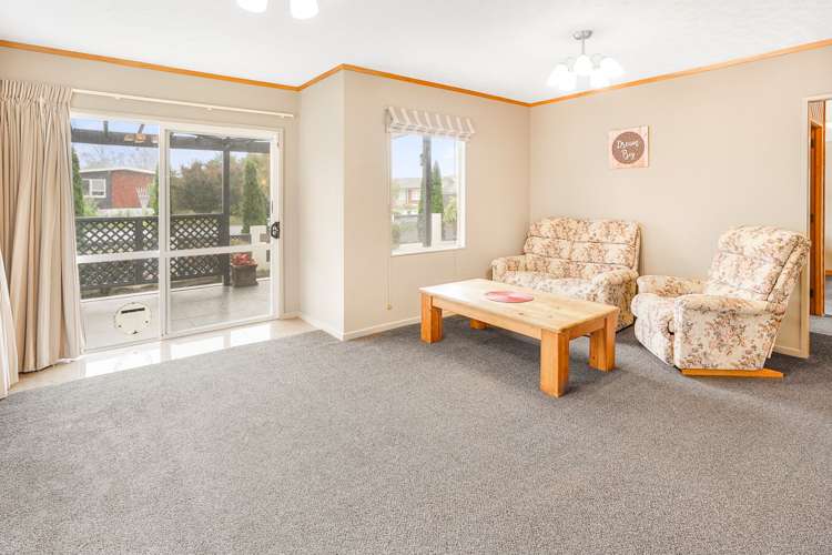 22 Chedworth Avenue Chedworth_6