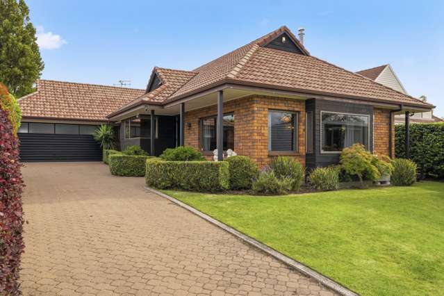 Prime Matua Living - Quality Brick & Tile Home