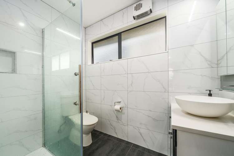 5 Longmont Terrace Churton Park_18