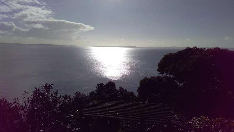 9 Pleasant Place Mellons Bay_5