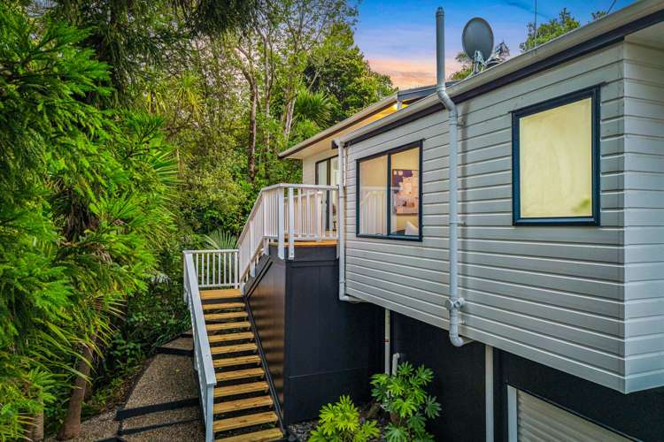 197 Woodlands Park Road Titirangi_25