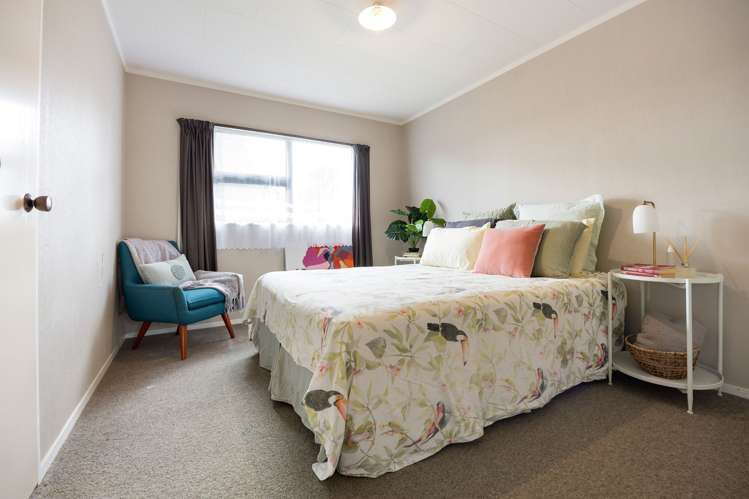 71a Kahikatea Drive Melville_11