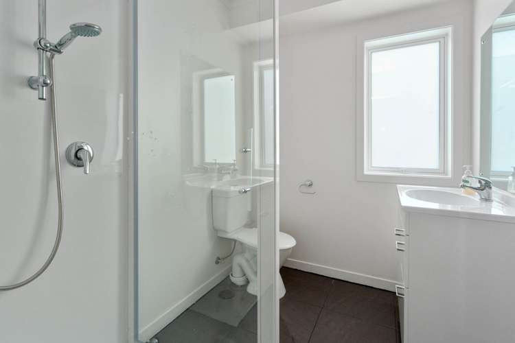 818A Beach Road Browns Bay_16