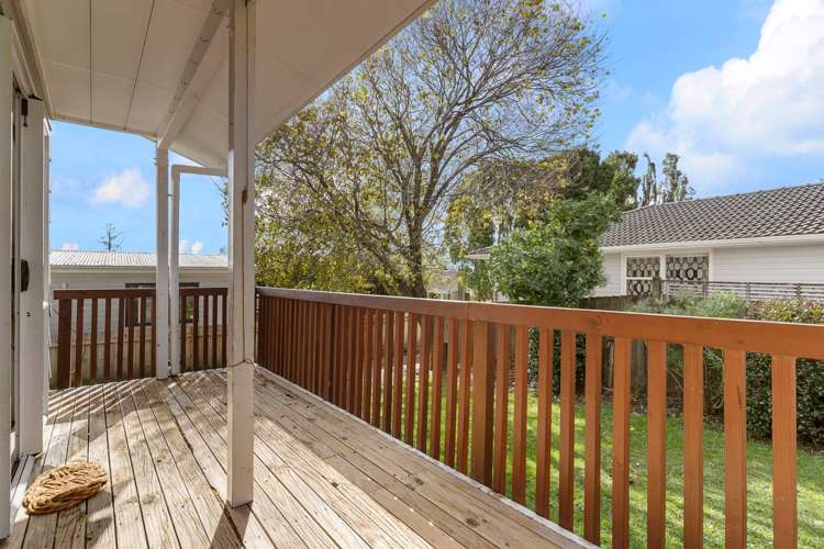 2/4 Ashbourne Place Glendene_9