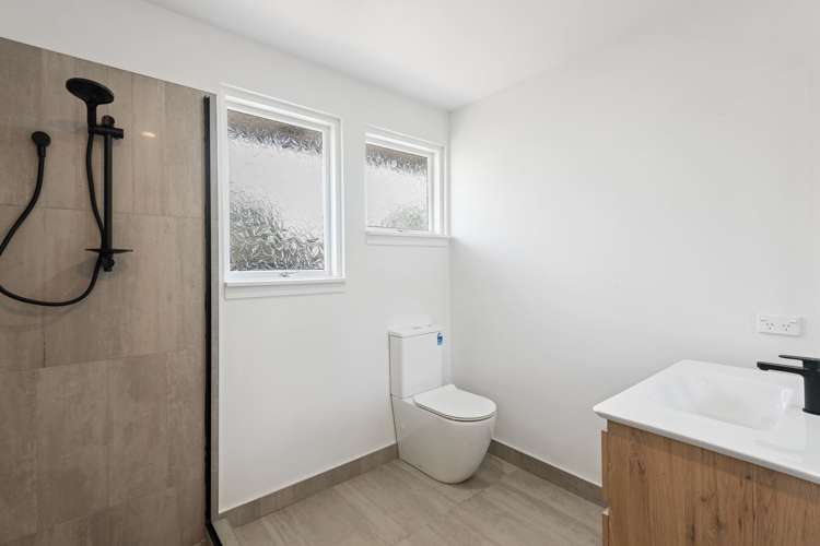 2/225 Greers Road Bryndwr_9