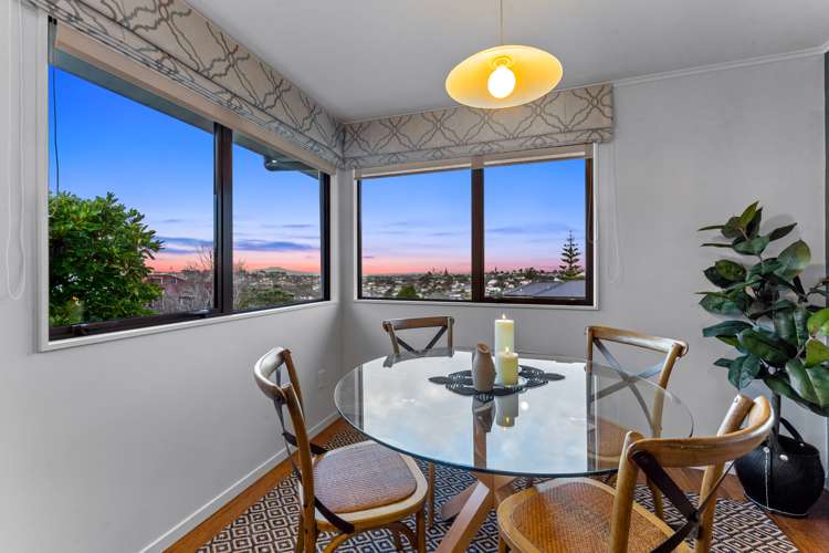 15 Tableau Place Totara Vale_9