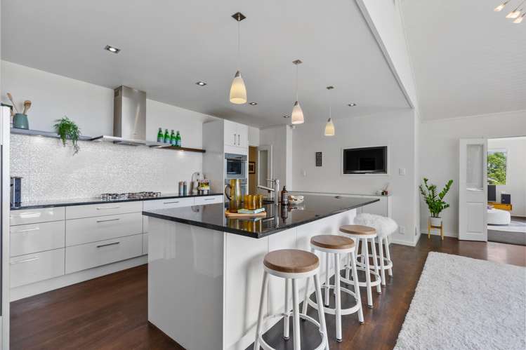 10 Emily Lane Greenhithe_15