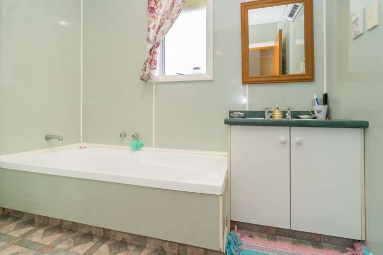 50 Whitehaven Street Lawrence_14