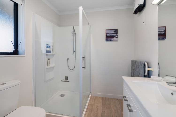 17 Forget-Me-Not Lane Richmond_13