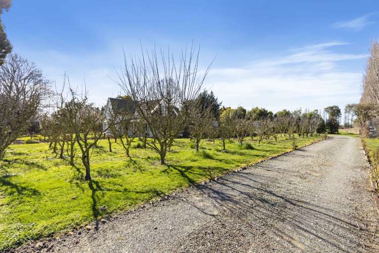 128 Main North Road Woodend_27