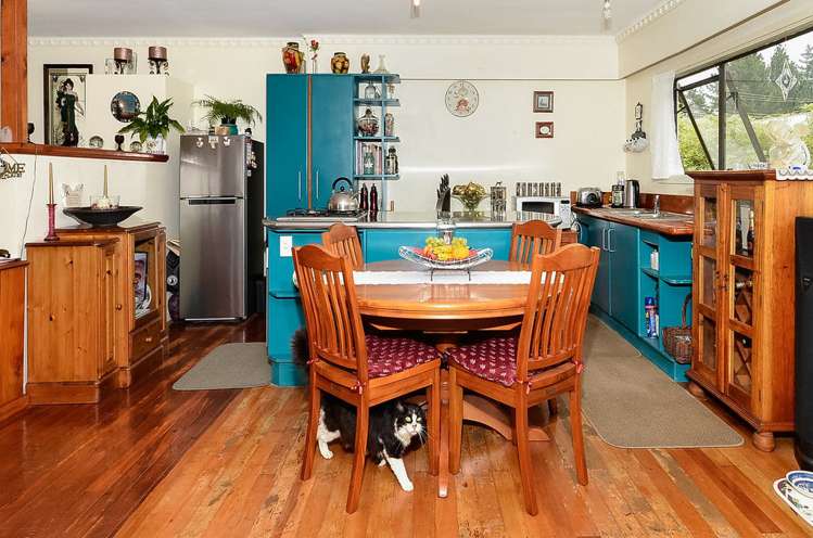 130 Awaroa Road Helensville_10