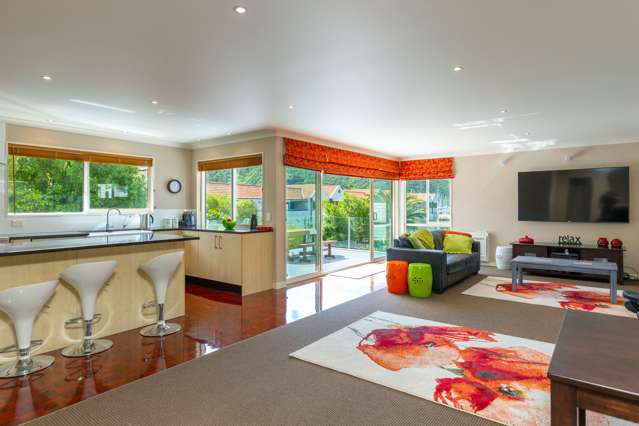 289g Waikawa Road Waikawa_1