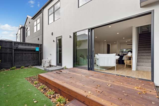 6/12 Tabart Street Woolston_1