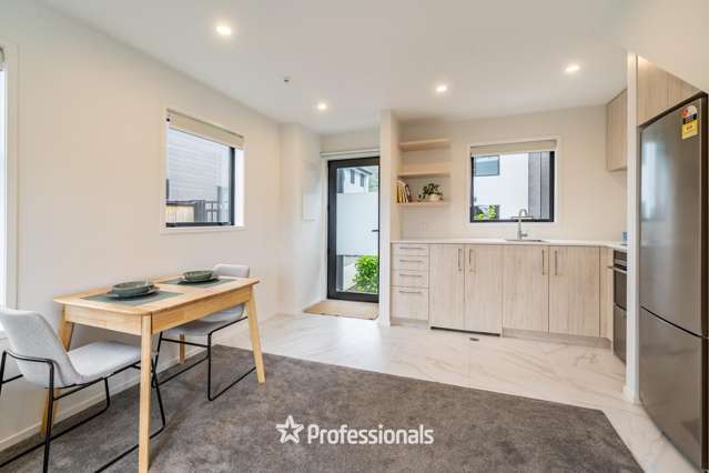 1/12 Rainey Grove Taita_3