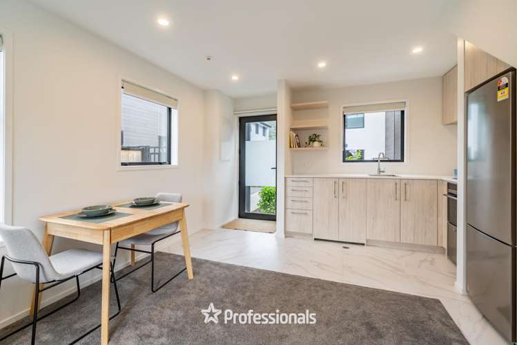 1/12 Rainey Grove Taita_3