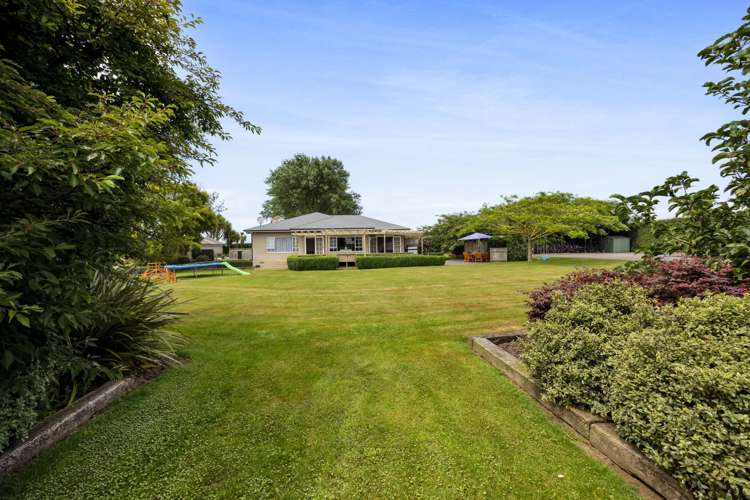 1048 Normanby Road Manaia_34