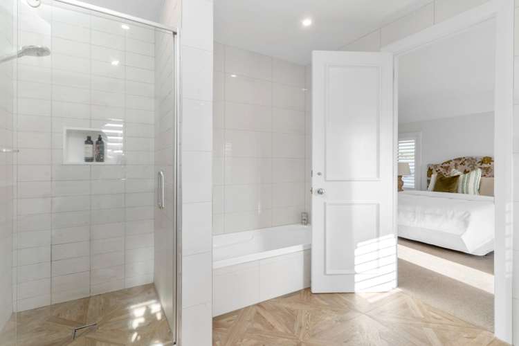 5 Merivale Lane Merivale_16