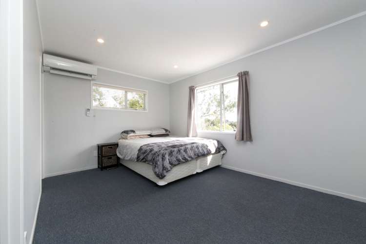 67 Captain Scott Road Glen Eden_7