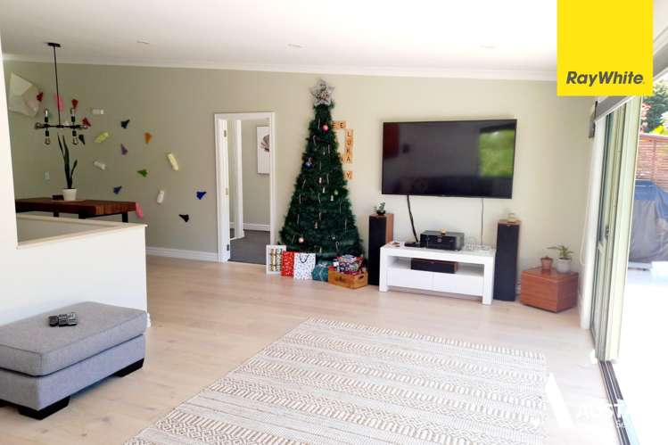 6 Dorothy Road Laingholm_10