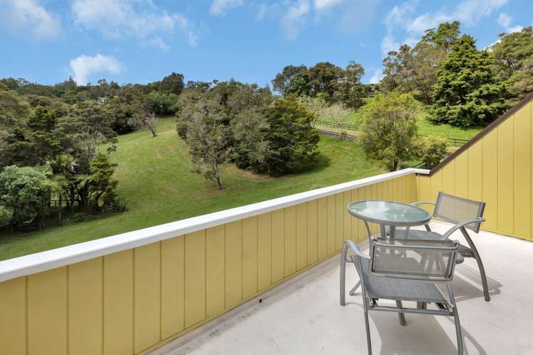 63 Memorial Drive Parahaki_17