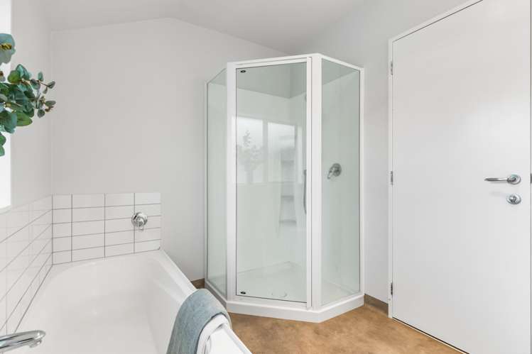 15b Fisher Street Johnsonville_21