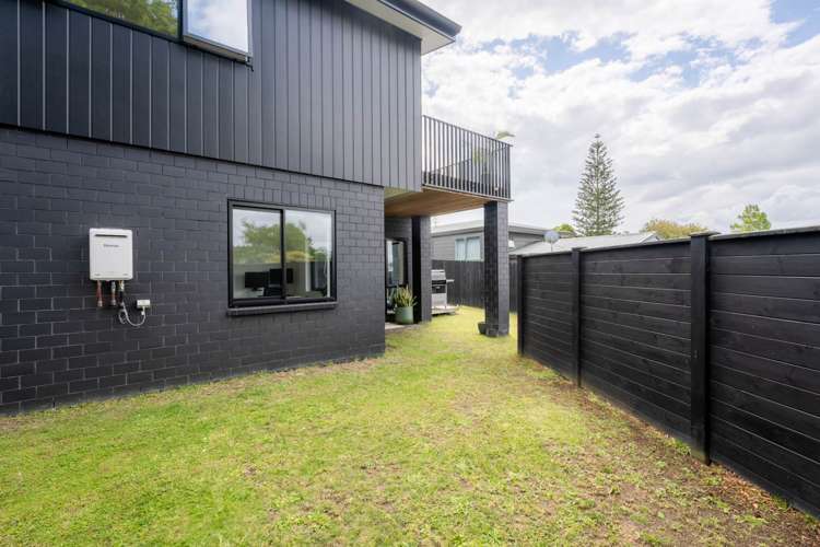 43b Golf Road New Lynn_21
