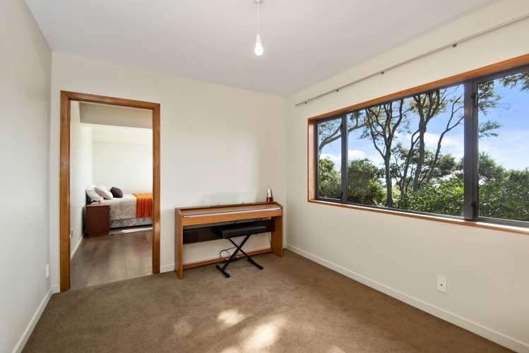 43 Merlincote Crescent Governors Bay_16