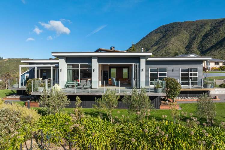 33 Harbour View Heights Picton_18