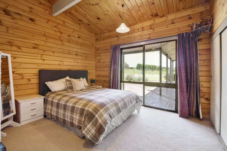 20 Pears Road Sefton_17