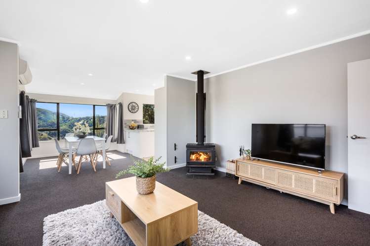 16 Mcmanaway Grove Stokes Valley_10