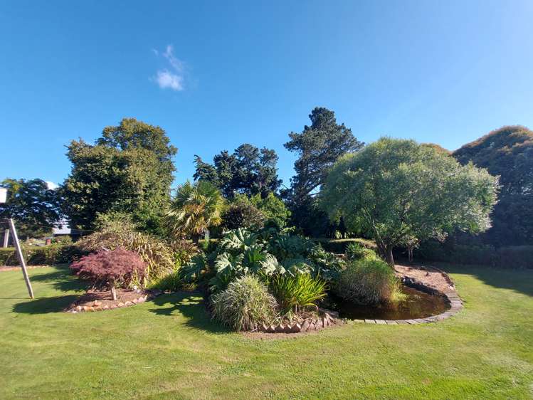 1661 North Eyre Road West Eyreton_24