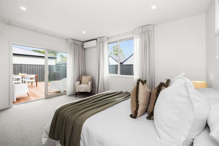 12A West Place Greenmeadows_9
