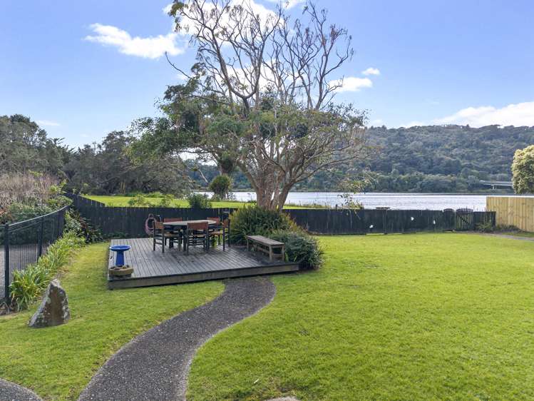 1e/25 Weranui Road Waiwera_11