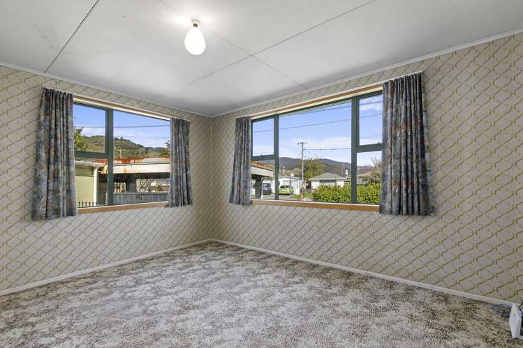 2 Miles Crescent Wainuiomata_12