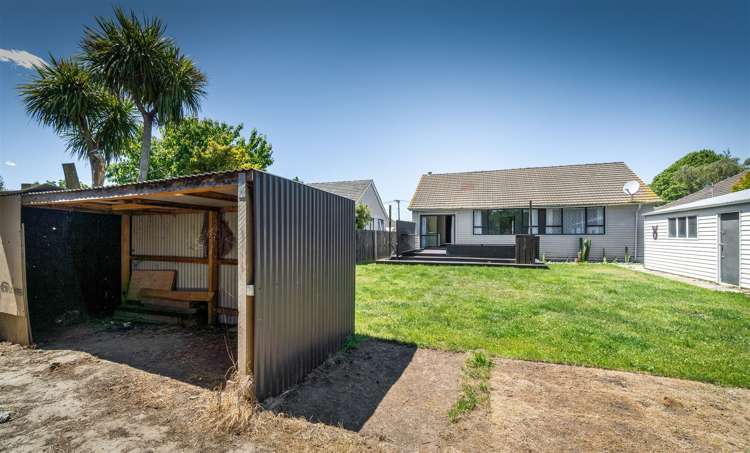 18 De Havilland Street Hornby_13