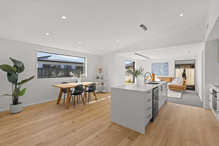 10 Harry Manship Crescent_1