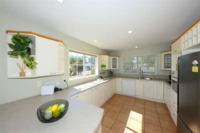 233 Avonhead Road Avonhead_1