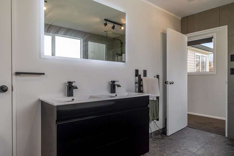 422a Botanical Road West End_28