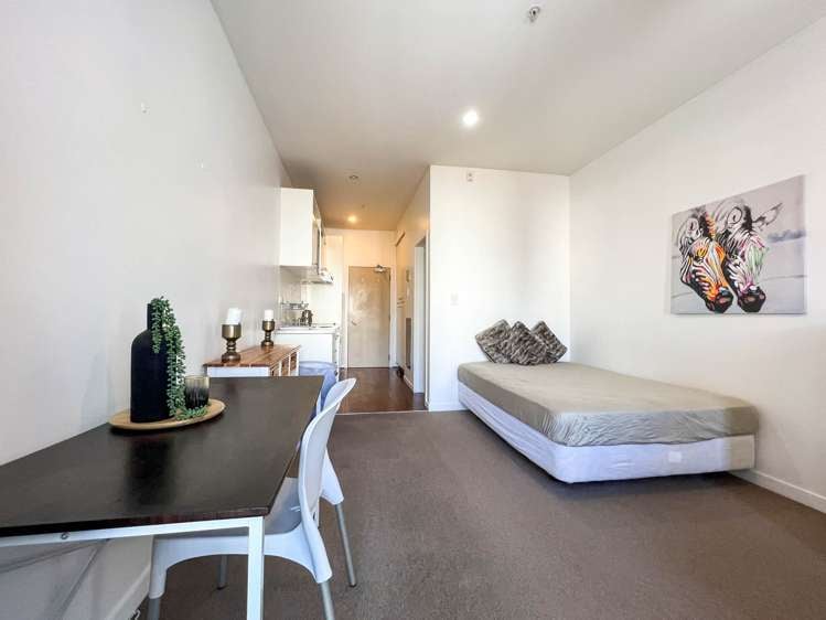 9E/25 Rutland St Auckland Central_1