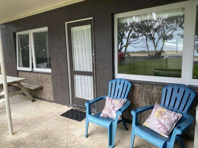 Comfortable on the Coast