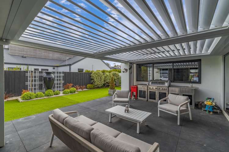 27 Carnaveron Drive Lincoln_11