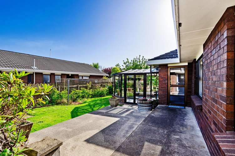 20 George Street Windsor_24