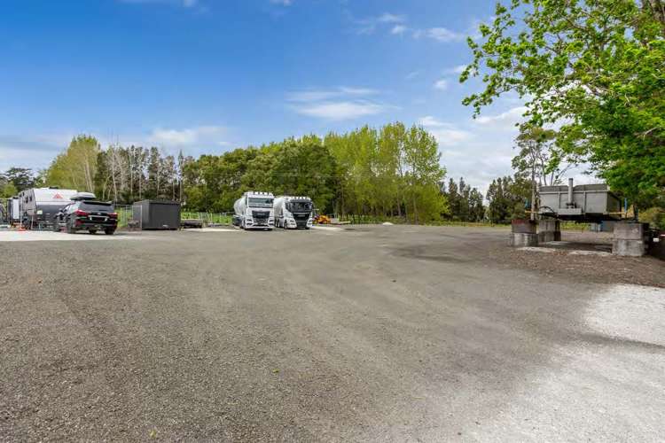 11 Lascelles Drive Dairy Flat_16