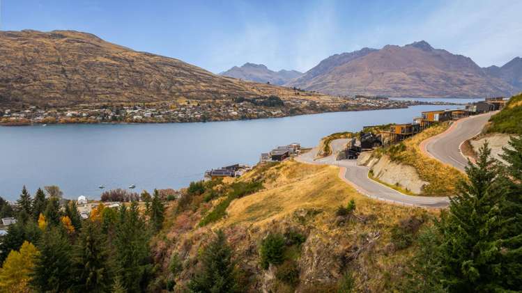 44 Angelo Drive Queenstown Hill_7