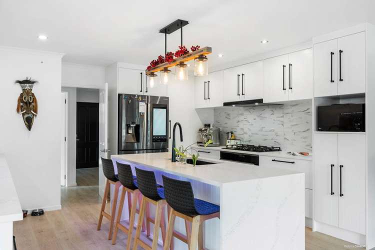 48 Shelter Drive Greenhithe_8